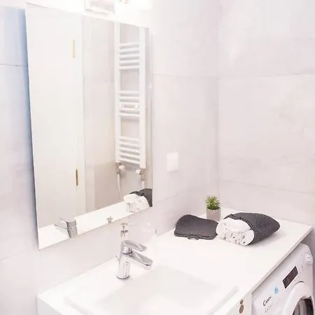 Apartment Fully Renovated, Modern Beauty In Athens! Athens